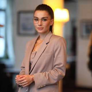 golovna_-_Hristina